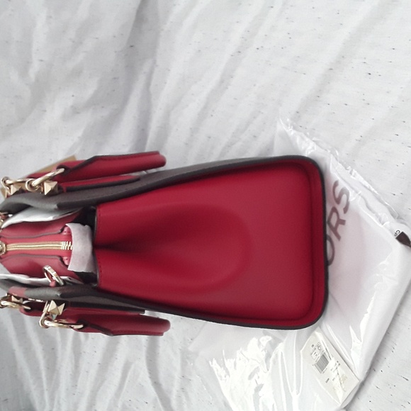 MICHAEL KORS HANDBAG & WALLET NWT - Picture 4 of 10